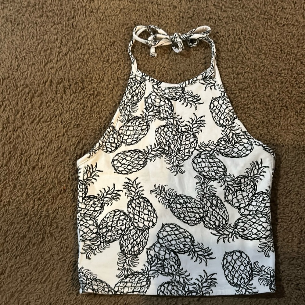 Reversible black and cream halter tank